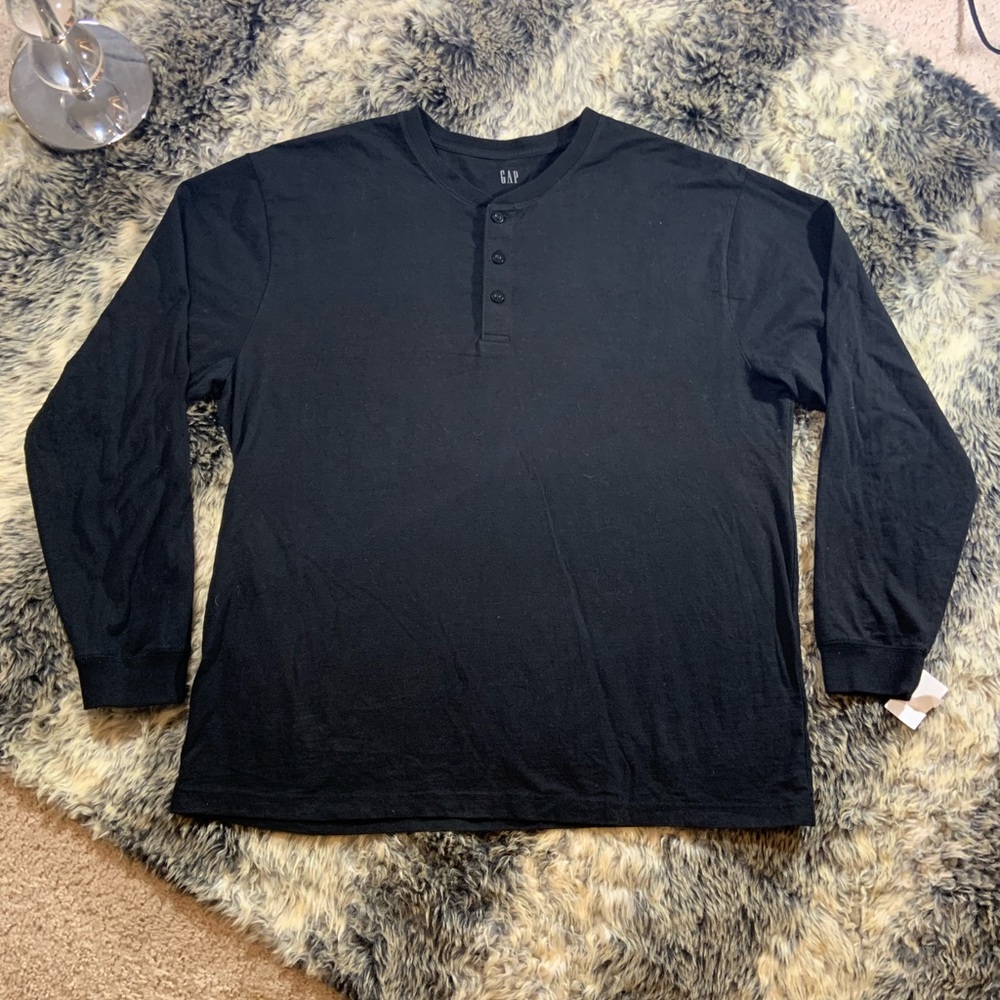 Men’s XL Gap Longsleeve Shirt Black